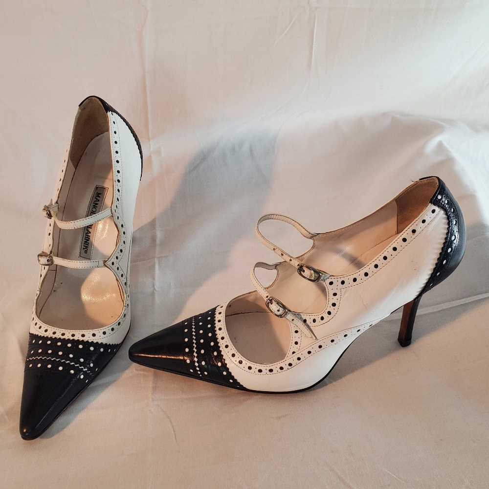 Manolo Blahnik Women's 38 Double Strapes Pointy Pump Heel Shoes Black White